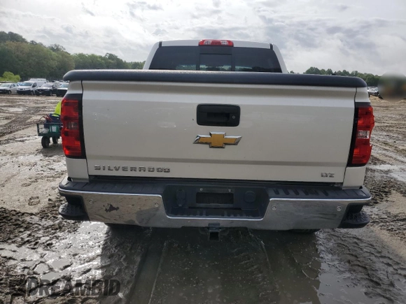 2015 Chevrolet Silverado 1500 LTZ with VIN 3GCUKSEC7FG294558, listed as a Copart auction lot 53981415 with 114,042 mi miles and Salvage Title. Bid and sale history available at DreamBid. Image 6.