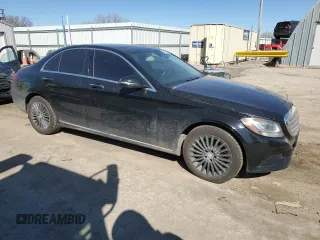 2016 Mercedes-Benz C 300 Luxury with VIN 55SWF4KB0GU100530, listed as a Copart auction lot 47848485 with 140,387 mi miles and Salvage Title. Bid and sale history available at carsss.com. Image 4.