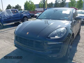 2018 Porsche Macan GTS z VIN WP1AG2A53JLB61723, wystawiony jako IAAI lot #42216769 z przebiegiem 90 234 mil mil oraz . Historia ofert i sprzedaży dostępna na DreamBid. Obrazek 6.