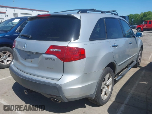 2009 Acura MDX Technology with VIN 2HNYD28699H529395, listed as a IAAI auction lot 42002746 with 204,575 mi miles and . Bid and sale history available at carsss.com. Image 4.