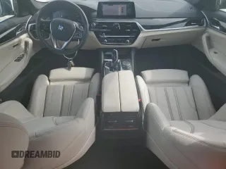 2020 BMW 5 Series 530i with VIN WBAJR3C00LWW70329, listed as a Copart auction lot 62140015 with 26,563 mi miles and Salvage title. Bid and sale history available at DreamBid. Image 8.