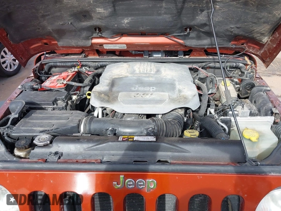 2014 Jeep Wrangler Rubicon with VIN 1C4BJWCG8EL185597, listed as a IAAI auction lot 41914489 with 85,545 mi miles and . Bid and sale history available at DreamBid. Image 10.