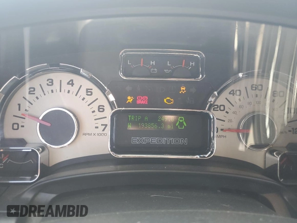 2013 Ford Expedition Max Limited z VIN 1FMJK2A50DEF30347, wystawiony jako Copart lot #56120935 z przebiegiem 193 856 mil mil oraz Szkoda całkowita • Salvage title. Historia ofert i sprzedaży dostępna na DreamBid. Obrazek 9.