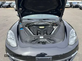 2020 Porsche Panamera 4 E-Hybrid z VIN WP0AE2A7XLL130979, wystawiony jako Copart lot #49586665 z przebiegiem 109 691 mil mil oraz Czysty tytuł • Clean title. Historia ofert i sprzedaży dostępna na DreamBid. Obrazek 8.