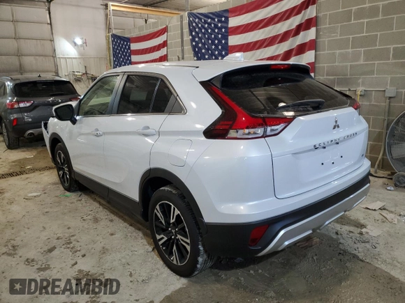 2023 Mitsubishi Eclipse Cross SE z VIN JA4ATWAA2PZ003519, wystawiony jako Copart lot #58262103 z przebiegiem 60 mil mil oraz Nie do naprawy • Non repairable. Historia ofert i sprzedaży dostępna na DreamBid. Obrazek 2.