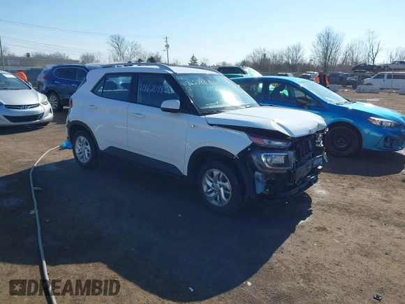 2020 Hyundai Venue SEL with VIN KMHRC8A32LU035900, listed as a IAAI auction lot 41862098 with 108,849 mi miles. Bid and sale history available at carsss.com. Image 1.