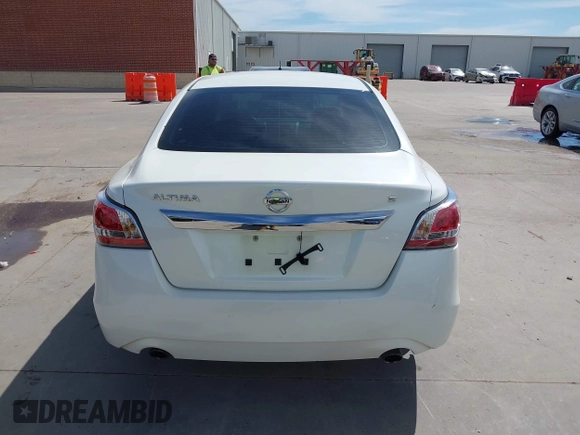 2015 Nissan Altima SL z VIN 1N4AL3AP8FC212893, wystawiony jako IAAI lot #42320300 z przebiegiem 147 795 mil mil oraz . Historia ofert i sprzedaży dostępna na DreamBid. Obrazek 16.