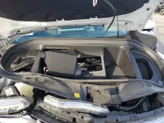 2023 VinFast VF 8 Eco z VIN RLLV1AEB9PH005010, wystawiony jako Copart lot #42382665 z przebiegiem 29 550 mil mil oraz Szkoda całkowita • Salvage title. Historia ofert i sprzedaży dostępna na DreamBid. Obrazek 14.