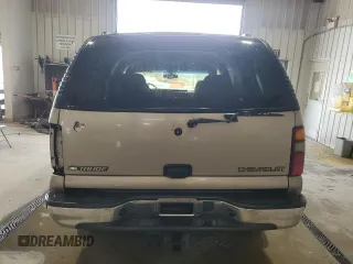 2002 Chevrolet Tahoe LS z VIN 1GNEC13Z82J278601, wystawiony jako Copart lot #59963545 z przebiegiem 149 999 mil mil oraz Szkoda całkowita • Salvage title. Historia ofert i sprzedaży dostępna na DreamBid. Obrazek 6.