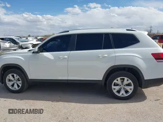2018 Volkswagen Atlas SE с VIN 1V2KR2CA6JC576835, выставлен на аукционе IAAI как лот 42174916 с пробегом 153 322 миль миль и . История ставок и продаж доступна на DreamBid. Изображение 14.