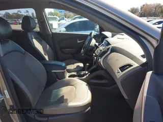 2013 Hyundai Tucson GLS with VIN KM8JU3AC0DU705782, listed as a IAAI auction lot 41804846 with 81,260 mi miles. Bid and sale history available at carsss.com. Image 5.