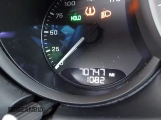 2022 Porsche Macan S z VIN WP1AG2A53NLB21910, wystawiony jako IAAI lot #41913844 z przebiegiem 70 747 mil mil oraz . Historia ofert i sprzedaży dostępna na DreamBid. Obrazek 16.