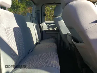 2016 Ford F-250 XLT z VIN 1FT7X2A68GEB91706, wystawiony jako Copart lot #77309374 z przebiegiem 34 576 mil mil oraz Szkoda całkowita • Salvage title. Historia ofert i sprzedaży dostępna na DreamBid. Obrazek 10.