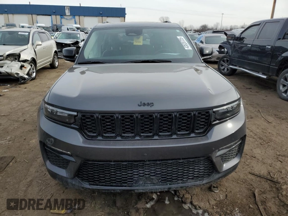 2024 Jeep Grand Cherokee Limited with VIN 1C4RJHBG6RC683993, listed as a Copart auction lot 43528725 with 12,242 mi miles and Clean title. Bid and sale history available at DreamBid. Image 5.