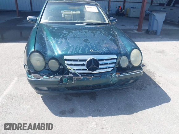 2002 Mercedes-Benz E-Class with VIN WDBJF65J92B458634, listed as a IAAI auction lot 41910356 with 1 mi miles. Bid and sale history available at carsss.com. Image 6.