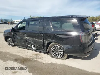 2025 Chevrolet Suburban Z71 z VIN 1GNS6DRD5SR178769, wystawiony jako Copart lot #48332075 z przebiegiem 1 117 mil mil oraz Szkoda całkowita • Salvage title. Historia ofert i sprzedaży dostępna na DreamBid. Obrazek 2.