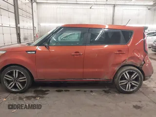 2018 Kia Soul ! with VIN KNDJX3AA4J7587286, listed as a IAAI auction lot 41657795 with 104,533 mi miles. Bid and sale history available at carsss.com. Image 15.