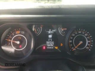 2024 Jeep Wrangler Sport S z VIN 1C4PJXDN2RW273882, wystawiony jako Copart lot #63977305 z przebiegiem 31 610 mil mil oraz Czysty tytuł • Clean title. Historia ofert i sprzedaży dostępna na DreamBid. Obrazek 9.