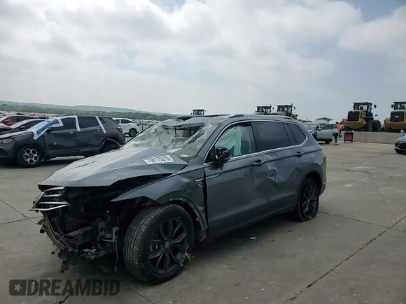 2022 Volkswagen Tiguan SE с VIN 3VV3B7AX4NM013013, выставлен на аукционе Copart как лот 58175315 с пробегом Не указан миль и Списание • Salvage title. История ставок и продаж доступна на DreamBid. Изображение 13.