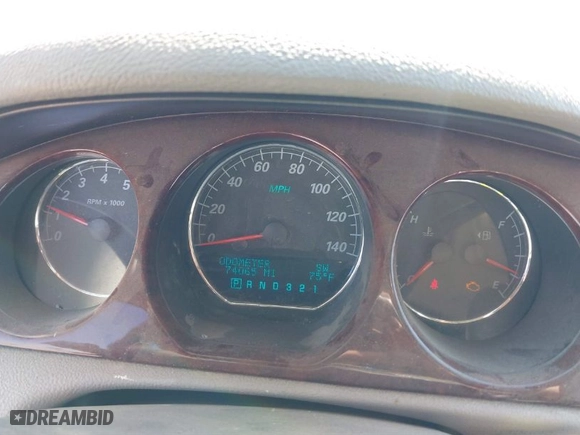 2007 Buick Lucerne V6 CXL with VIN 1G4HD57217U227515, listed as a IAAI auction lot 41800602 with 74,065 mi miles. Bid and sale history available at carsss.com. Image 7.