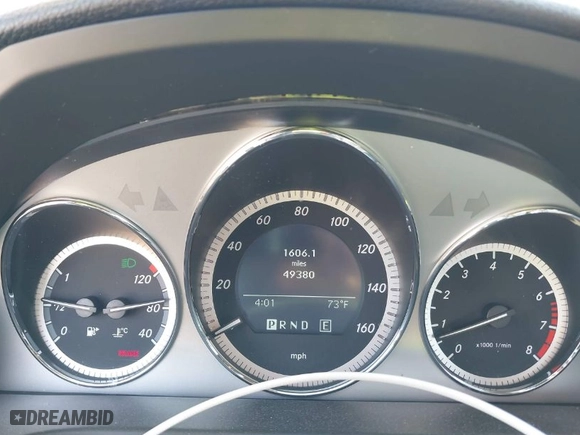 2011 Mercedes-Benz C-Class C 300 Sport with VIN WDDGF5EB0BR154345, listed as a IAAI auction lot 41918005 with 49,380 mi miles. Bid and sale history available at carsss.com. Image 7.