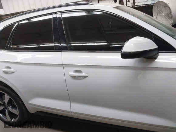 2023 Audi Q5 S line Premium Plus with VIN WA1EAAFYXP2061578, listed as a IAAI auction lot 42338898 with 20,190 mi miles and . Bid and sale history available at DreamBid. Image 13.