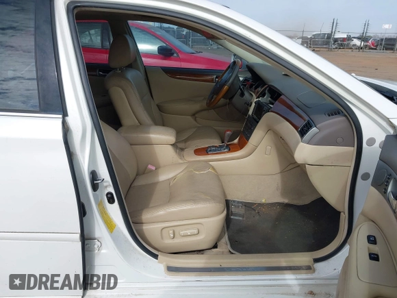 2005 Lexus ES with VIN JTHBA30G655129163, listed as a IAAI auction lot 41523048 with 160,907 mi miles. Bid and sale history available at carsss.com. Image 5.