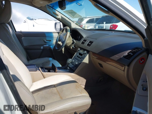 2011 Volvo XC90 I6 с VIN YV4952CY1B1606293, выставлен на аукционе IAAI как лот 41865029 с пробегом 248 831 миль миль и . История ставок и продаж доступна на DreamBid. Изображение 5.