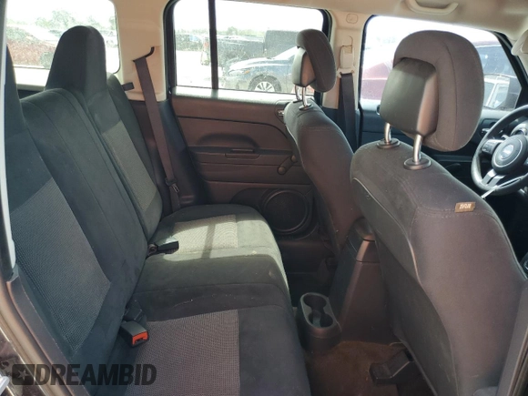 2014 Jeep Patriot Sport with VIN 1C4NJPBB6ED886934, listed as a Copart auction lot 62961255 with 118,080 mi miles and Clean title. Bid and sale history available at DreamBid. Image 11.