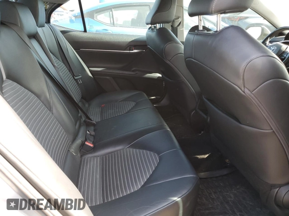 2022 Toyota Camry SE z VIN 4T1G11AK7NU633060, wystawiony jako Copart lot #58509575 z przebiegiem 208 372 mil mil oraz Czysty tytuł • Clean title. Historia ofert i sprzedaży dostępna na DreamBid. Obrazek 10.