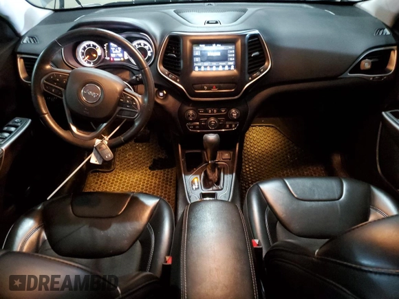 2019 Jeep Cherokee Latitude Plus с VIN 1C4PJMLB0KD398399, выставлен на аукционе Copart как лот 45468265 с пробегом 74 870 миль миль и Списание • Salvage title. История ставок и продаж доступна на DreamBid. Изображение 8.