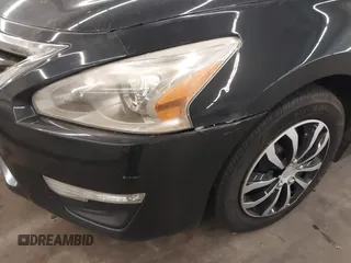 2015 Nissan Altima S with VIN 1N4AL3AP5FN871311, listed as a IAAI auction lot 42145112 with 174,605 mi miles and . Bid and sale history available at carsss.com. Image 6.