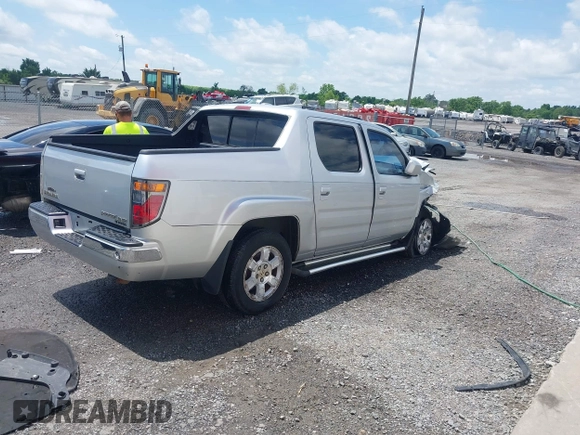 2008 Honda Ridgeline RTL with VIN 2HJYK16598H505821, listed as a IAAI auction lot 42144403 with 97,086 mi miles and . Bid and sale history available at DreamBid. Image 4.