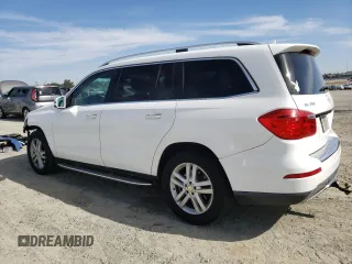 2015 Mercedes-Benz GL-Class GL 350 BlueTEC with VIN 4JGDF2EE8FA552490, listed as a Copart auction lot 71844483 with 137,436 mi miles. Bid and sale history available at carsss.com. Image 2.