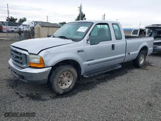 2000 Ford Super Duty F-250 XL with VIN 1FTNX20F7YEB15484, listed as a IAAI auction lot 41749294 with 188,261 mi miles. Bid and sale history available at carsss.com. Image 2.