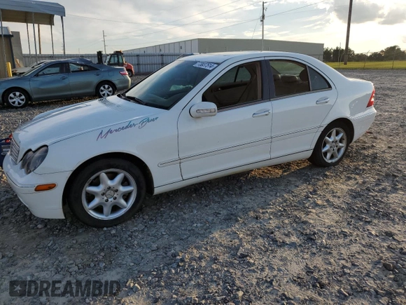 2003 Mercedes-Benz C 320 with VIN WDBRF64JX3F398183, listed as a Copart auction lot 73837514 with 129,526 mi miles and Salvage Title. Bid and sale history available at DreamBid. Image 1.