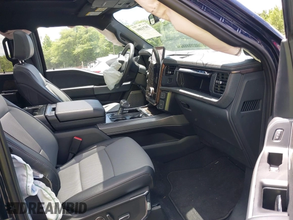 2023 Ford F-150 Lightning Pro с VIN 1FT6W1EVXPWG42428, выставлен на аукционе IAAI как лот 39711091 с пробегом 6 308 миль миль и . История ставок и продаж доступна на DreamBid. Изображение 5.