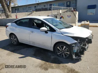 2021 Nissan Versa SV z VIN 3N1CN8EV7ML855601, wystawiony jako Copart lot #50088085 z przebiegiem 84 069 mil mil oraz Szkody całkowita. Historia ofert i sprzedaży dostępna na DreamBid. Obrazek 4.