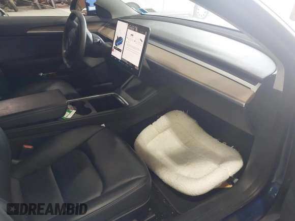 2022 Tesla Model 3 Long Range with VIN 5YJ3E1EB8NF255163, listed as a IAAI auction lot 42105451 with 40,166 mi miles and . Bid and sale history available at DreamBid. Image 5.