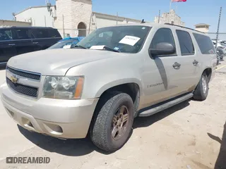 2007 Chevrolet Suburban LT with VIN 3GNFC16JX7G133370, listed as a IAAI auction lot 41823107 with 246,261 mi miles. Bid and sale history available at carsss.com. Image 2.