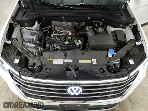 2025 Volkswagen Atlas SE z VIN 1V2HR2CA8SC502389, wystawiony jako Copart lot #51980025 z przebiegiem 10 753 mil mil oraz Czysty tytuł • Clean title. Historia ofert i sprzedaży dostępna na DreamBid. Obrazek 12.