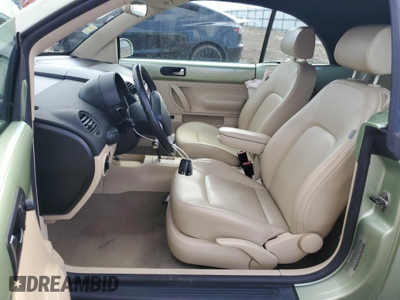 2009 Volkswagen Beetle S с VIN 3VWRF31Y19M402077, выставлен на аукционе Copart как лот 50770415 с пробегом 59 674 миль миль и Списание • Salvage title. История ставок и продаж доступна на DreamBid. Изображение 7.