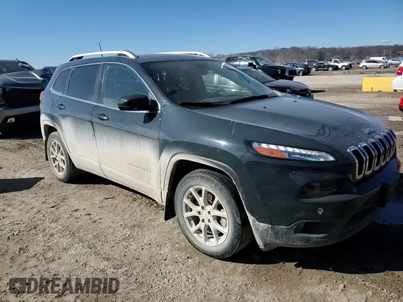 2018 Jeep Cherokee Latitude Plus with VIN 1C4PJLLX0JD584108, listed as a Copart auction lot 47093205 with 62,208 mi miles and Salvage Title. Bid and sale history available at carsss.com. Image 11.