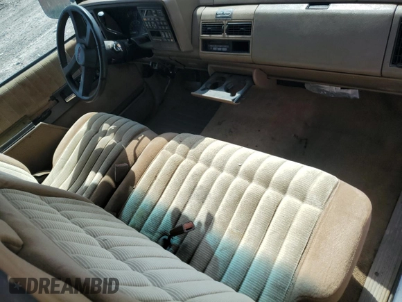 1994 GMC Sierra 1500 with VIN 1GTEC19KXRE557960, listed as a Copart auction lot 71677974 with 194,641 mi miles and Salvage Title. Bid and sale history available at DreamBid. Image 8.