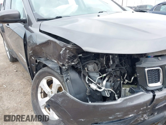 2018 Jeep Compass Latitude with VIN 3C4NJDBB8JT307154, listed as a IAAI auction lot 42056744 with 94,454 mi miles and . Bid and sale history available at DreamBid. Image 6.