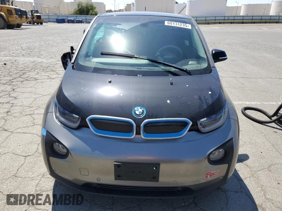 2017 BMW i3 with VIN WBY1Z8C37HV895076, listed as a Copart auction lot 60131235 with 104,753 mi miles and Salvage title. Bid and sale history available at DreamBid. Image 5.
