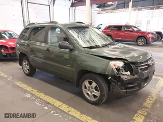 2006 Kia Sportage LX with VIN KNDJE724967292584, listed as a IAAI auction lot 40690832 with 243,128 mi miles. Bid and sale history available at carsss.com. Image 1.