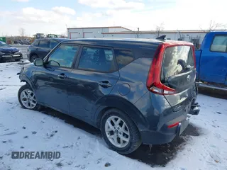 2020 Kia Soul S with VIN KNDJ23AUXL7097950, listed as a IAAI auction lot 41546970 with 45,752 mi miles. Bid and sale history available at carsss.com. Image 3.