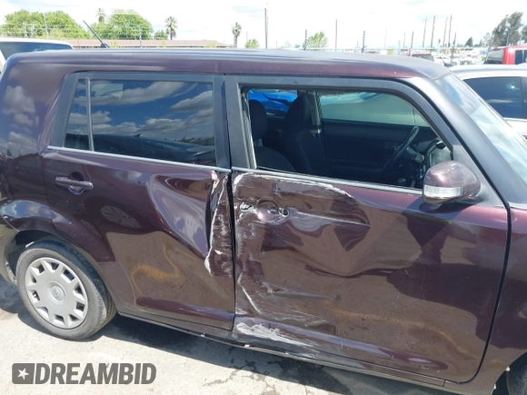 2008 Scion xB with VIN JTLKE50E281001793, listed as a IAAI auction lot 41947484 with 141,423 mi miles. Bid and sale history available at carsss.com. Image 19.