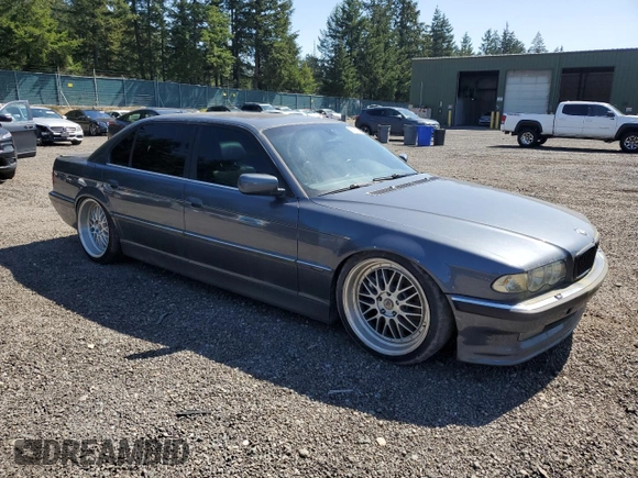2001 BMW 7 Series 740iL with VIN WBAGH83401DP20569, listed as a Copart auction lot 52725335 with 152,575 mi miles and Salvage Title. Bid and sale history available at carsss.com. Image 4.